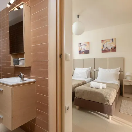 Villa Next To Haraki Beach , Taverns Bars & 10 To Lindos *