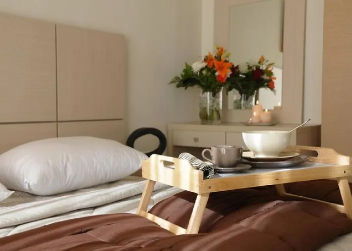 别墅 Next To , Taverns Bars & 10 To Lindos *