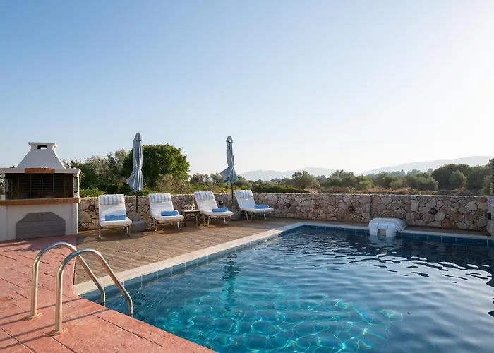 Villa Next To , Taverns Bars & 10 To Lindos *