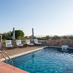 Villa Next To , Taverns Bars & 10 To Lindos *